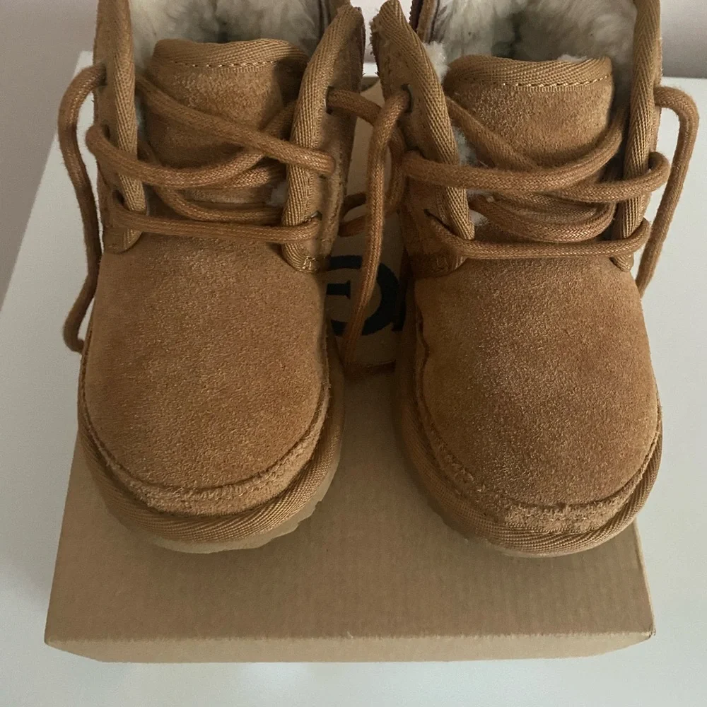 UGG Toddler Neumel ll Boots Size 8 - Picture 5 of 5